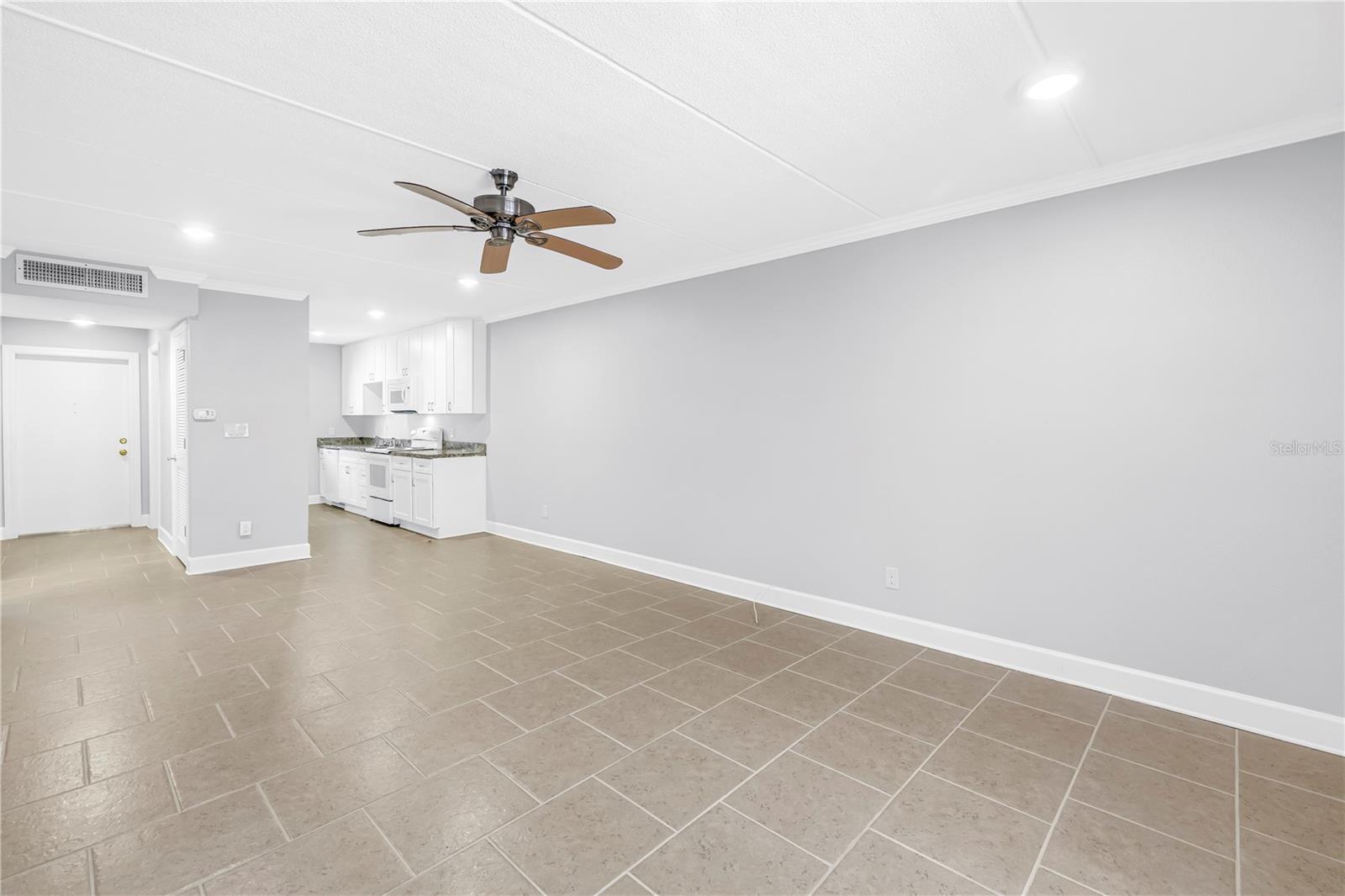 4435 1ST ST NE #104, ST PETERSBURG, FL, 33703