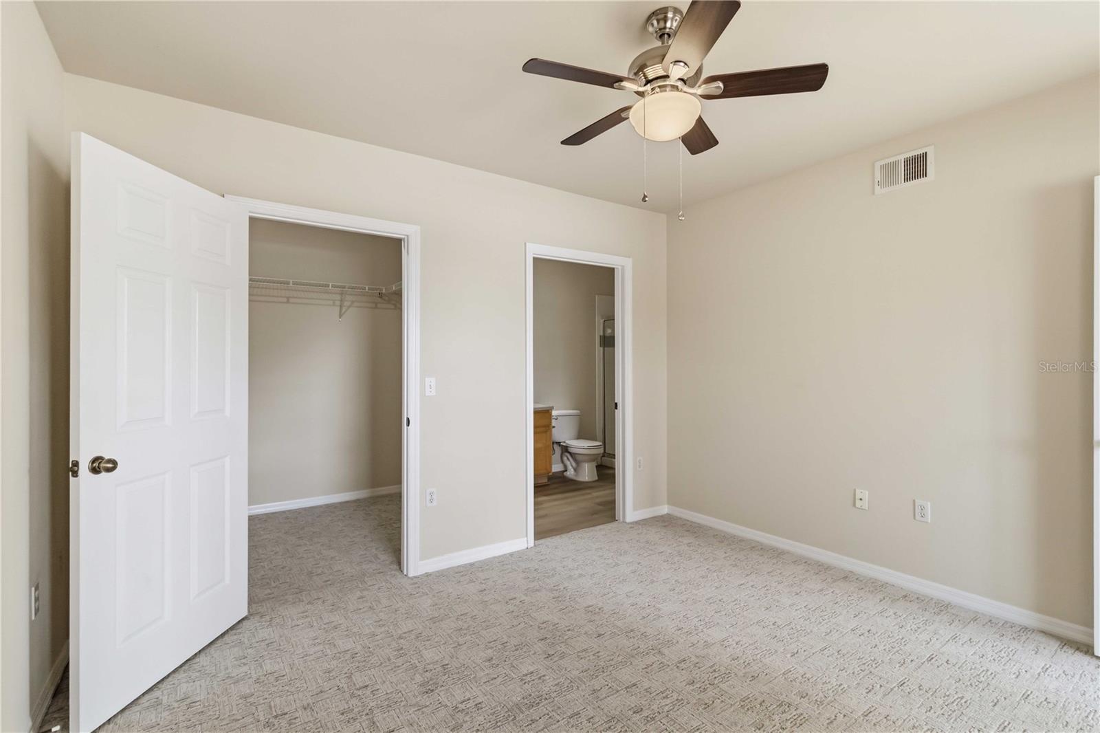 1025 VILLAGIO CIR #204, SARASOTA, FL, 34237