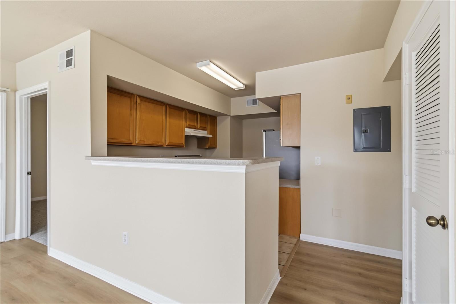 1025 VILLAGIO CIR #204, SARASOTA, FL, 34237