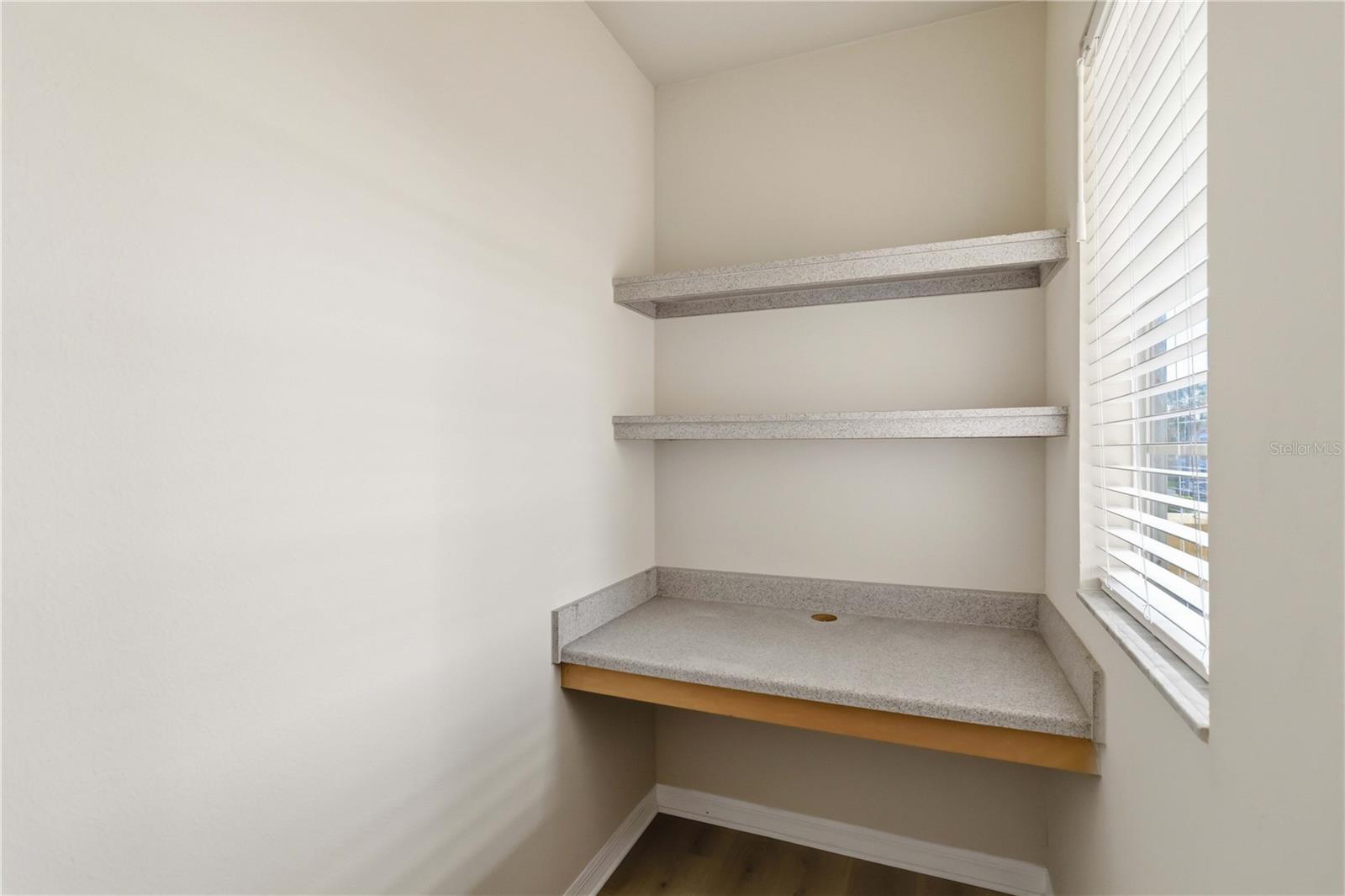 1025 VILLAGIO CIR #204, SARASOTA, FL, 34237