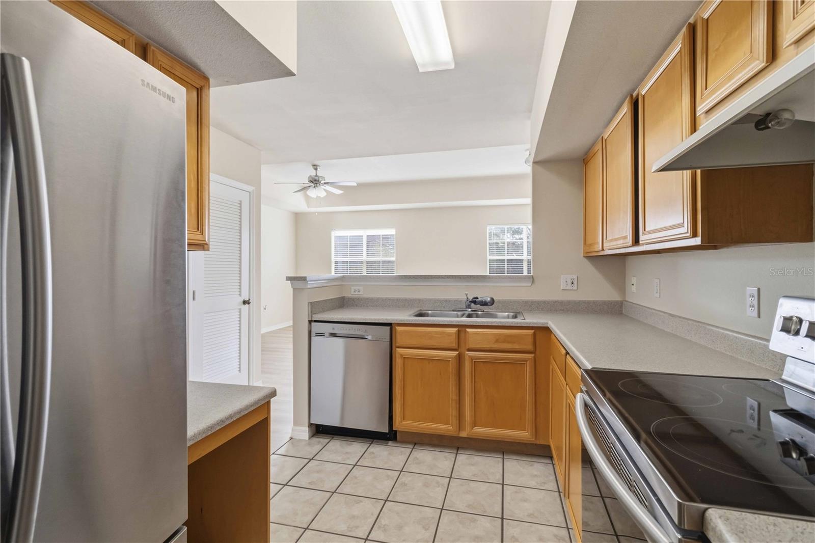 1025 VILLAGIO CIR #204, SARASOTA, FL, 34237