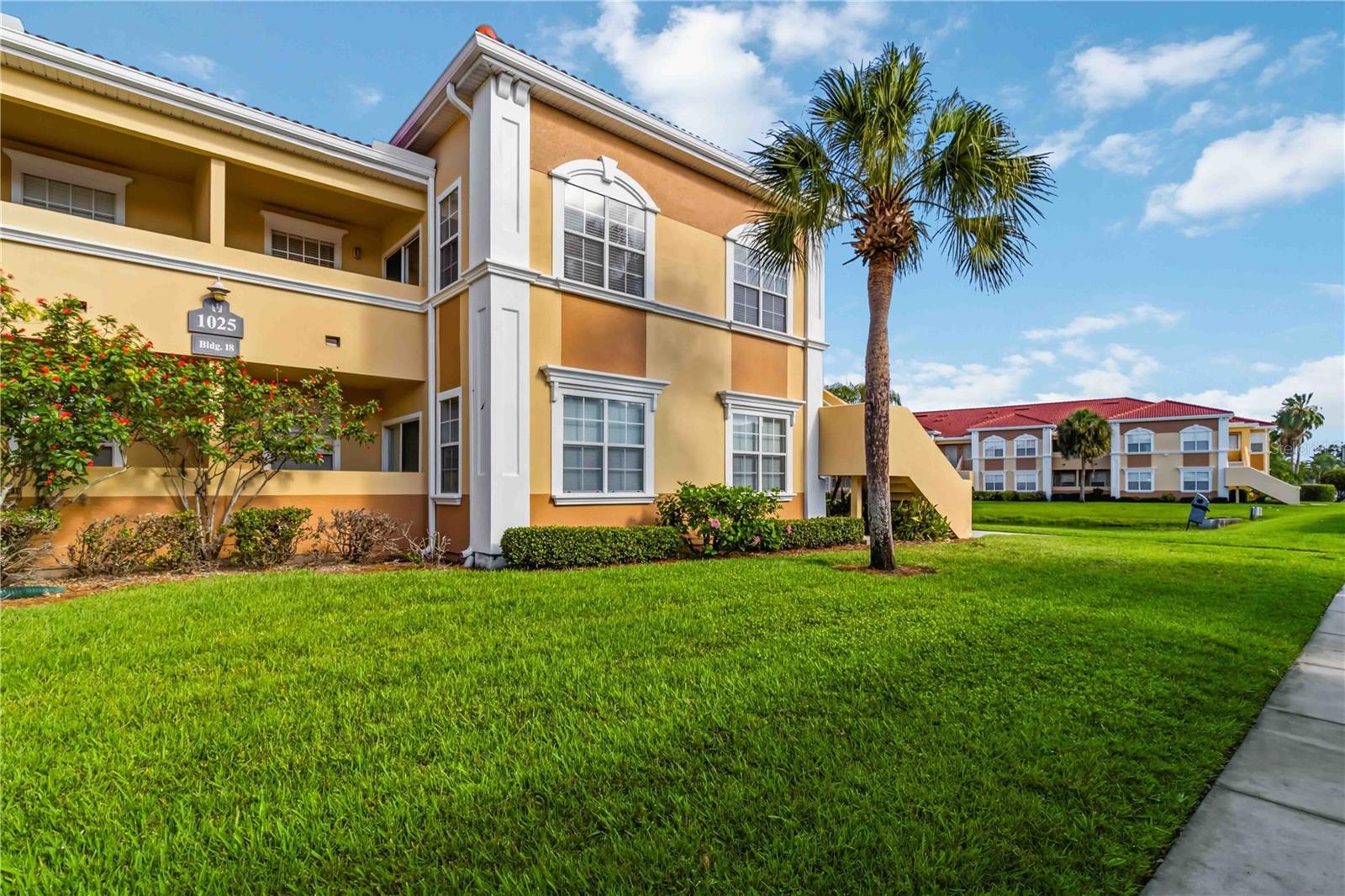 1025 VILLAGIO CIR #204, SARASOTA, FL, 34237