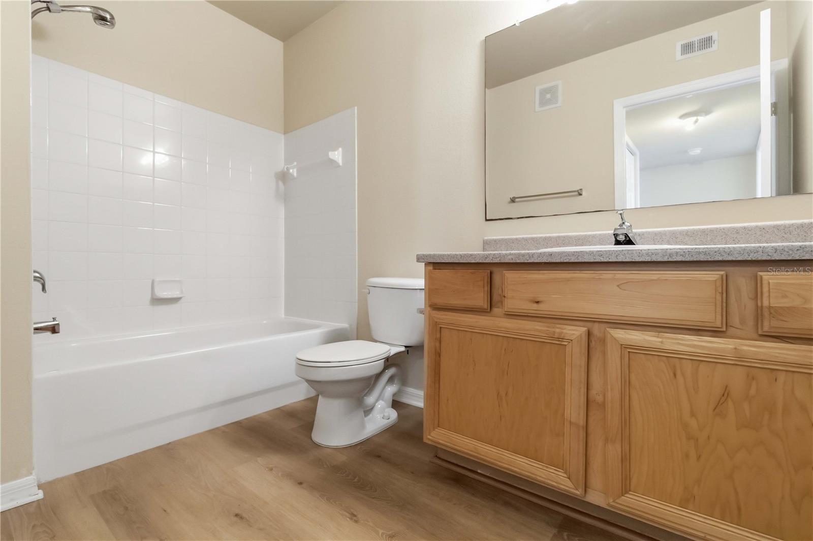 1025 VILLAGIO CIR #204, SARASOTA, FL, 34237
