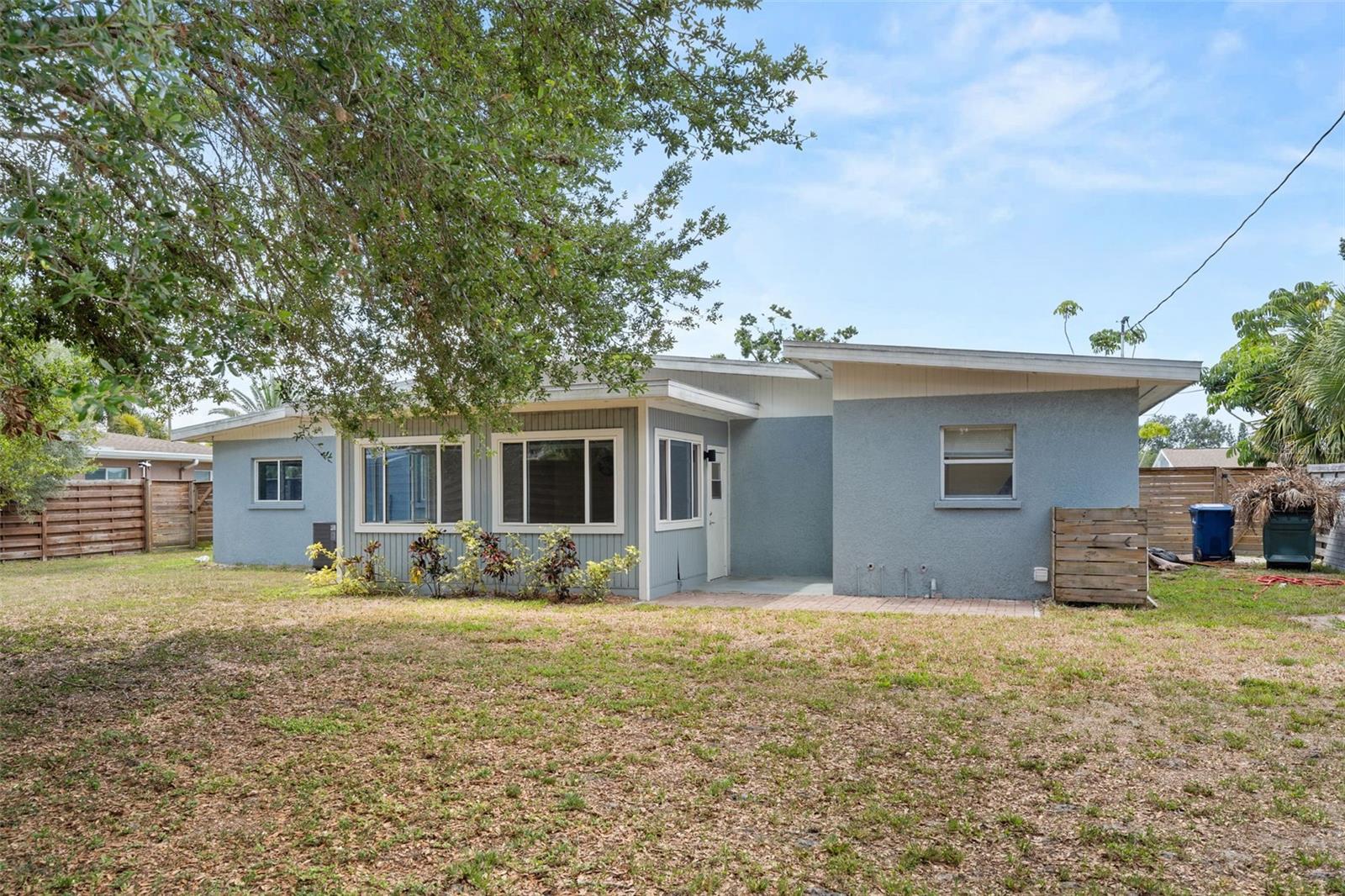 3317 BOUGAINVILLEA ST, SARASOTA, FL, 34239