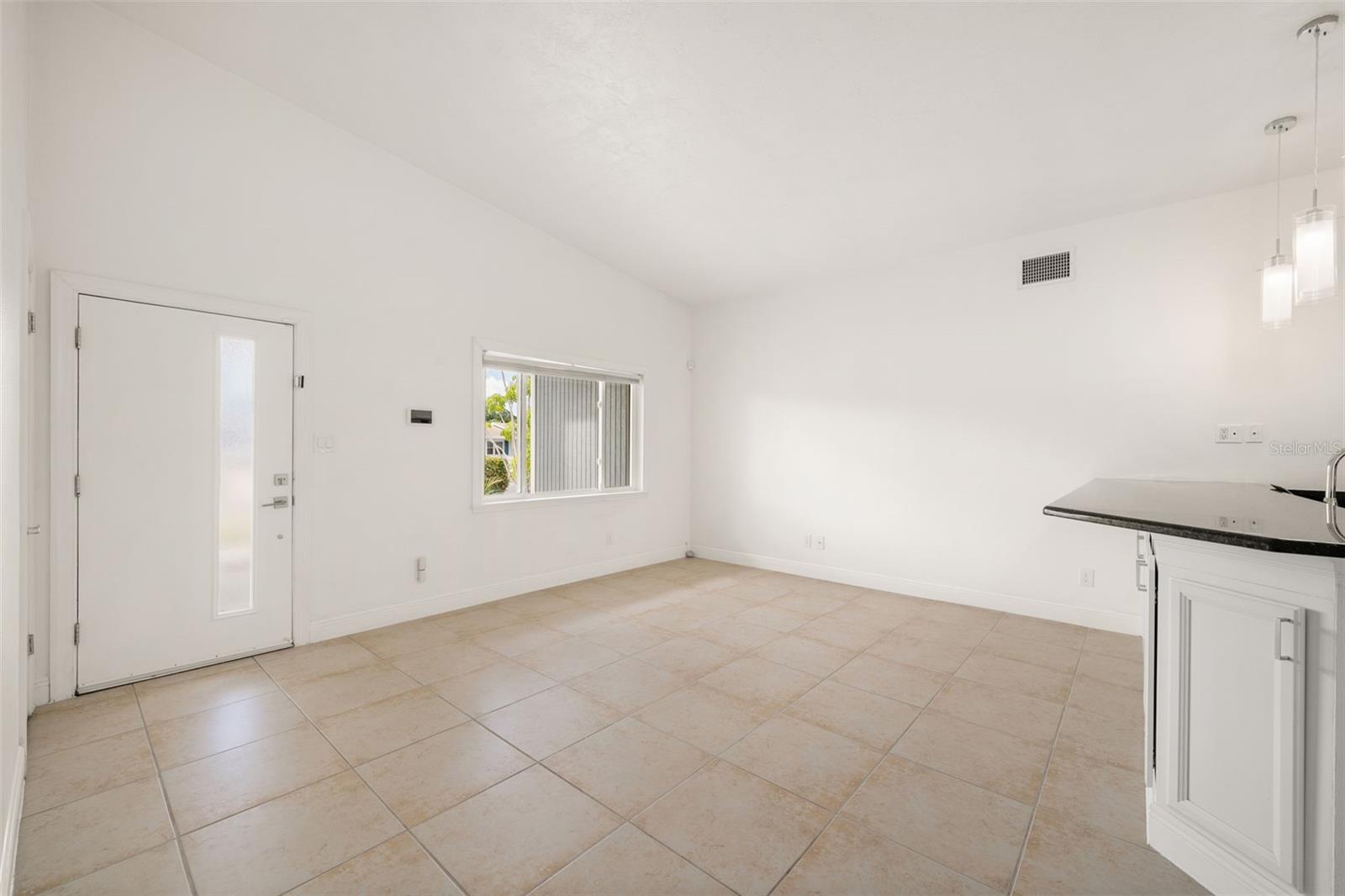 3317 BOUGAINVILLEA ST, SARASOTA, FL, 34239