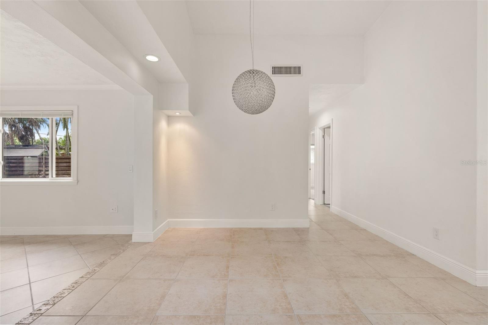 3317 BOUGAINVILLEA ST, SARASOTA, FL, 34239