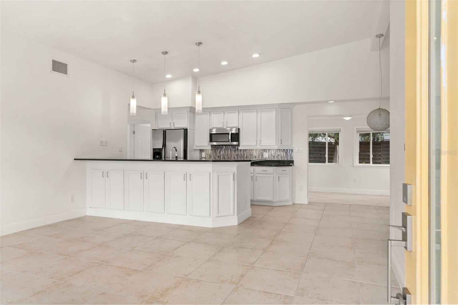 3317 BOUGAINVILLEA ST, SARASOTA, FL, 34239