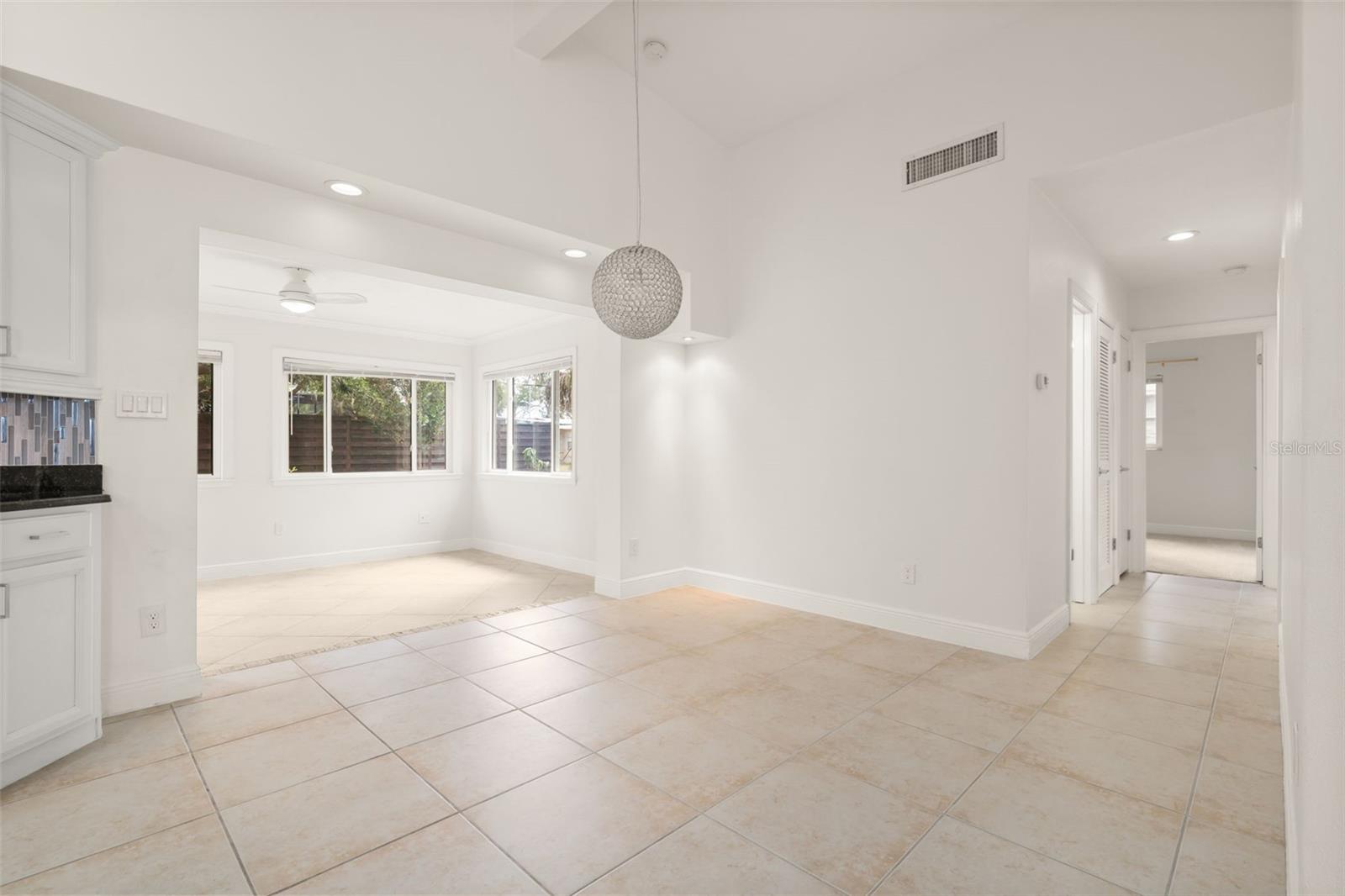 3317 BOUGAINVILLEA ST, SARASOTA, FL, 34239