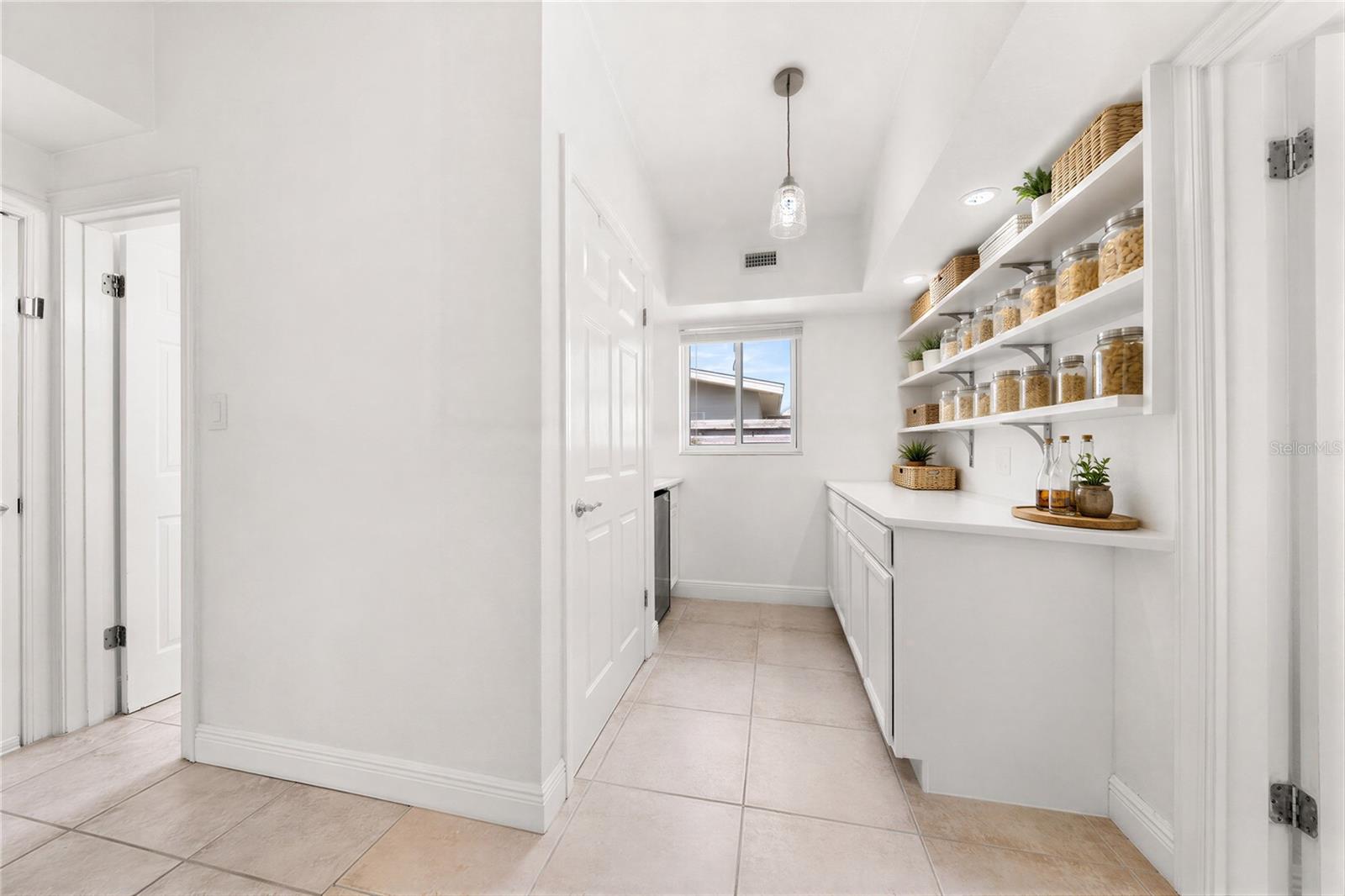 3317 BOUGAINVILLEA ST, SARASOTA, FL, 34239