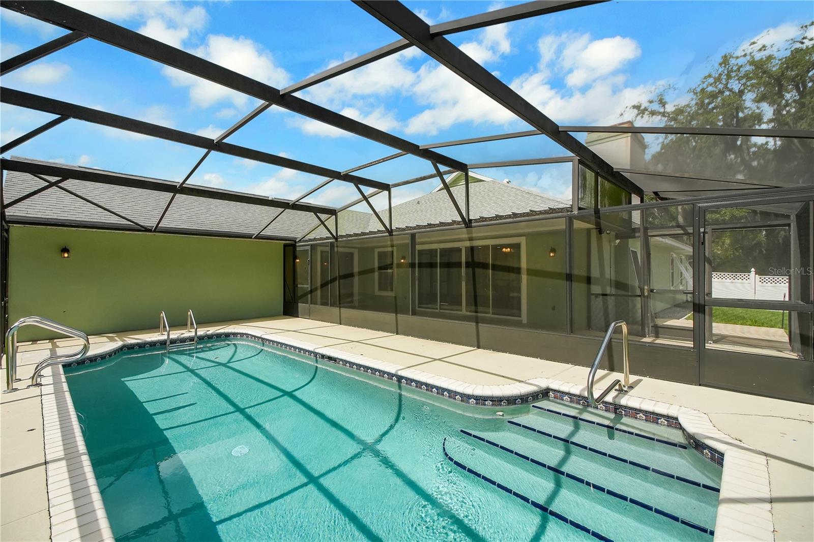 317 WOODLAND TRL, LADY LAKE, FL, 32159