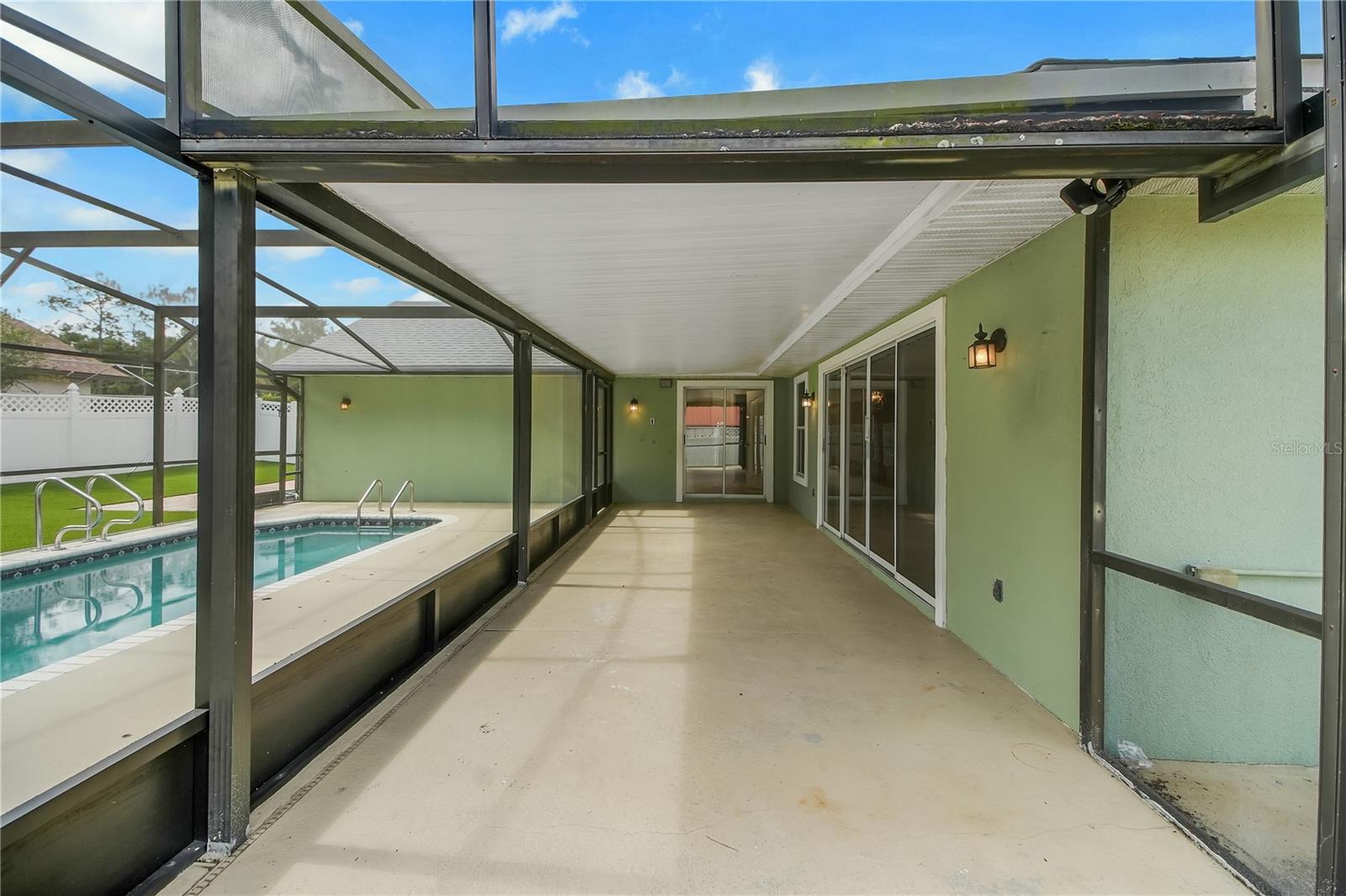 317 WOODLAND TRL, LADY LAKE, FL, 32159