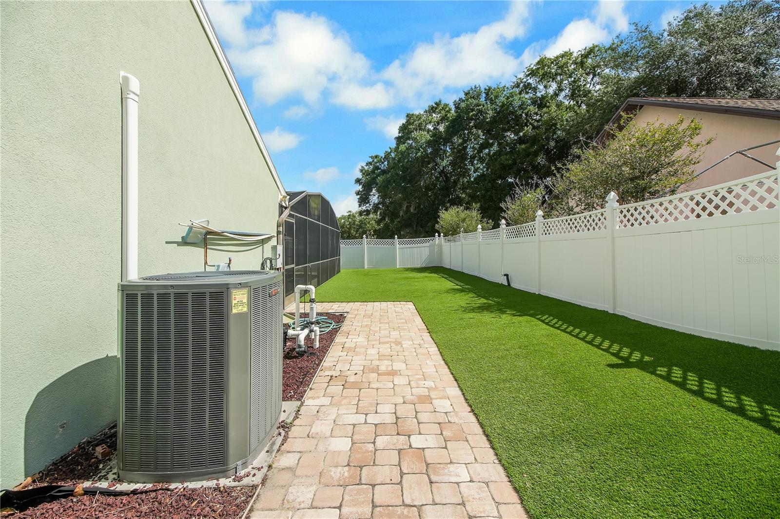 317 WOODLAND TRL, LADY LAKE, FL, 32159