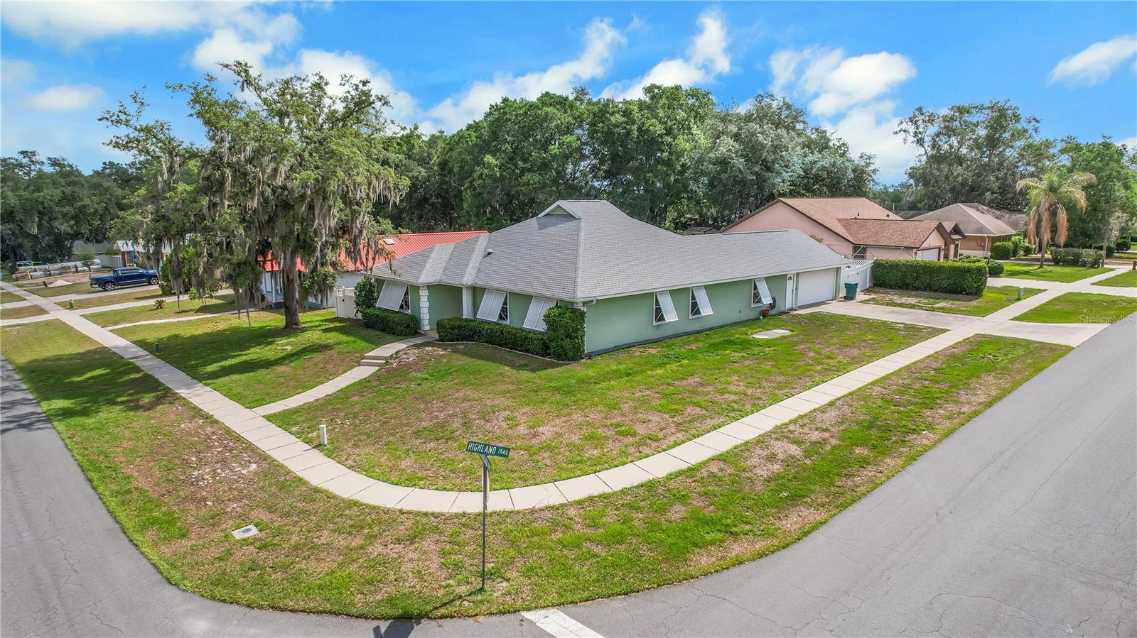 317 WOODLAND TRL, LADY LAKE, FL, 32159