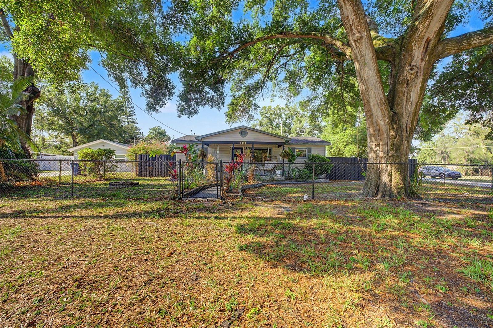 1318 W RAMBLA ST, TAMPA, FL, 33612