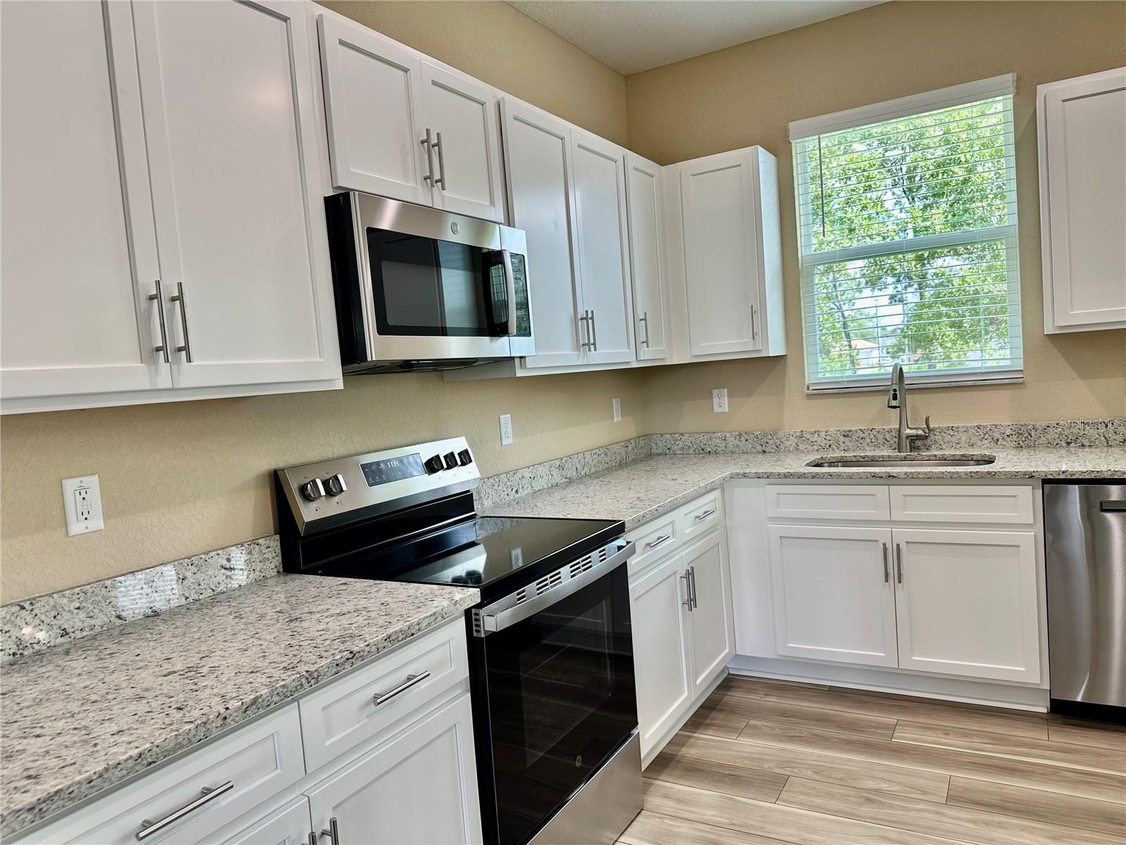 13075 HOUSE FINCH RD, WEEKI WACHEE, FL, 34614