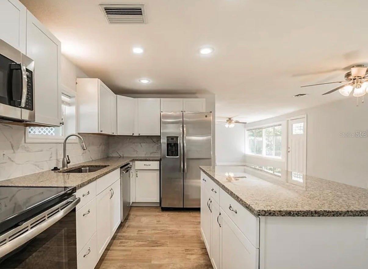 313 24TH AVE E, BRADENTON, FL, 34208