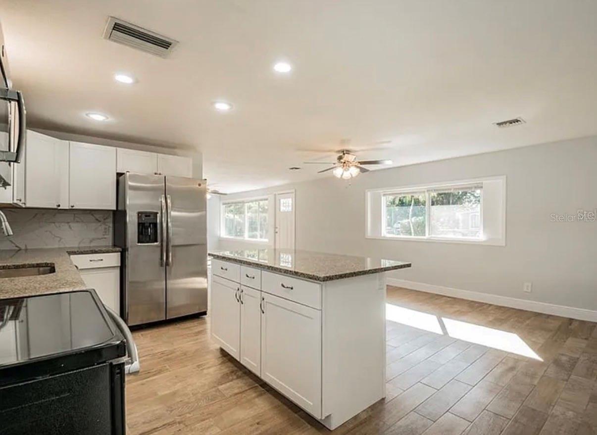 313 24TH AVE E, BRADENTON, FL, 34208