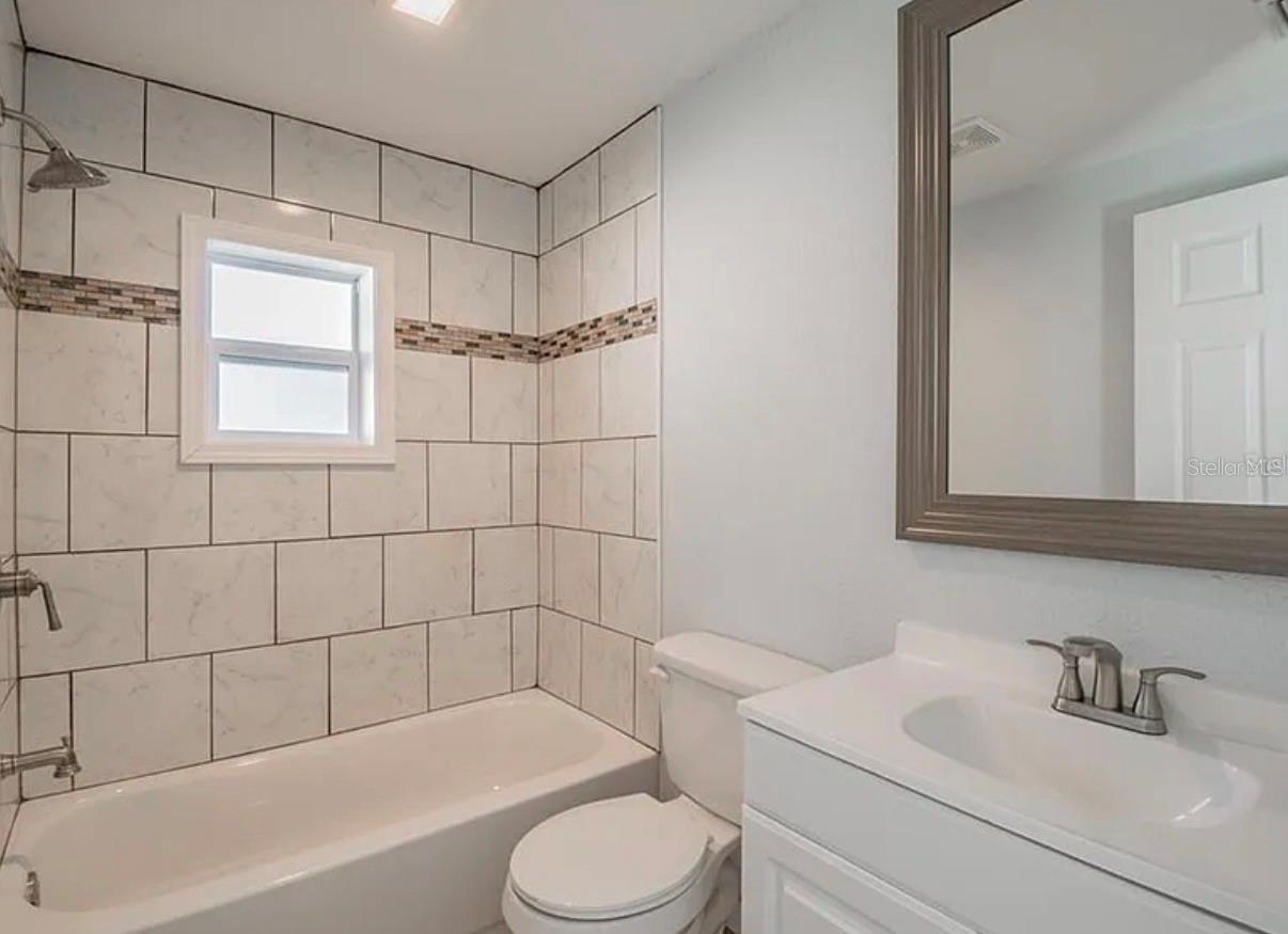 313 24TH AVE E, BRADENTON, FL, 34208