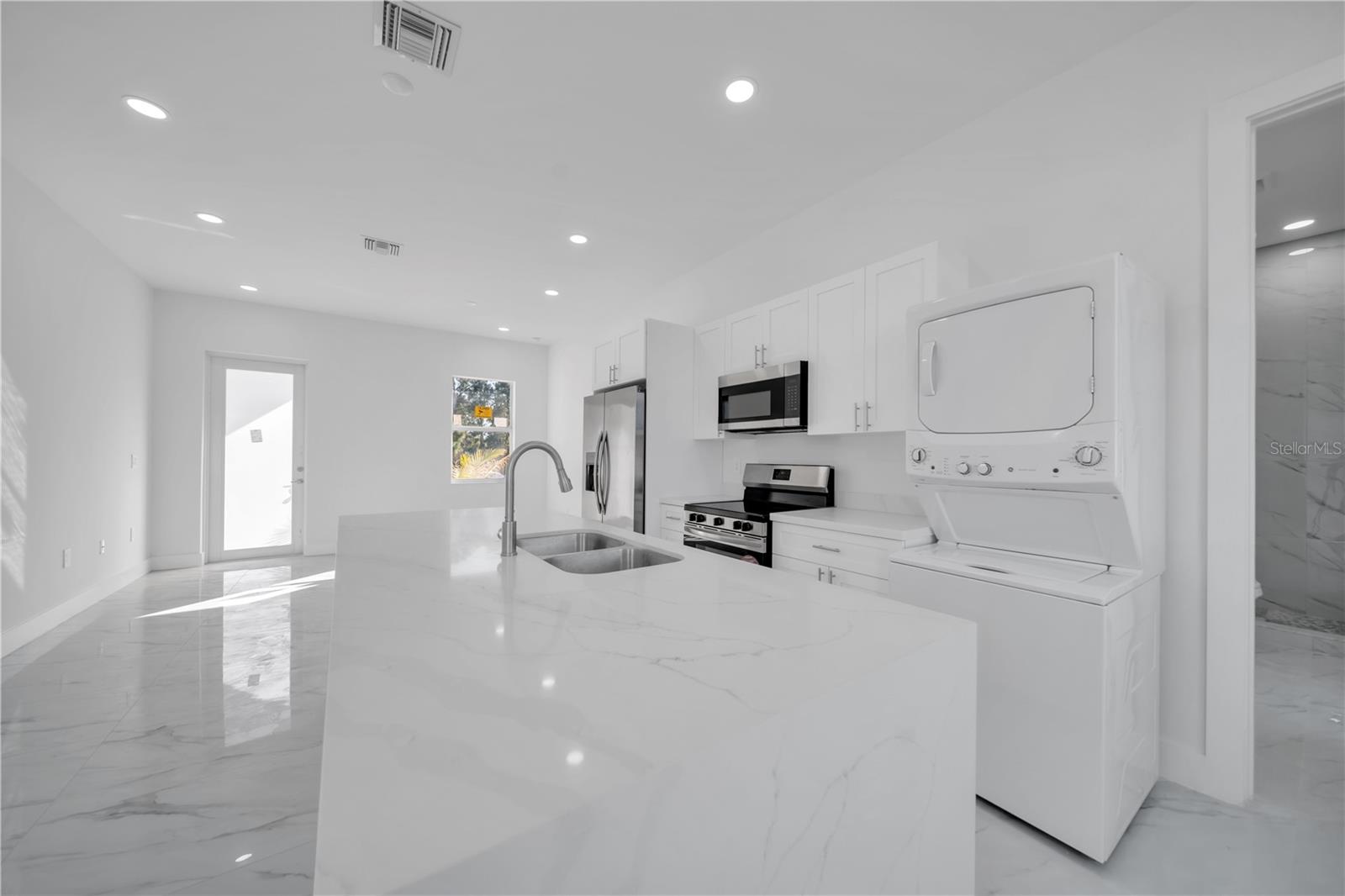 2910 67TH ST W, LEHIGH ACRES, FL, 33971