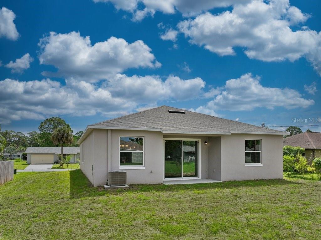 102 POINT PLEASANT DR, PALM COAST, FL, 32164