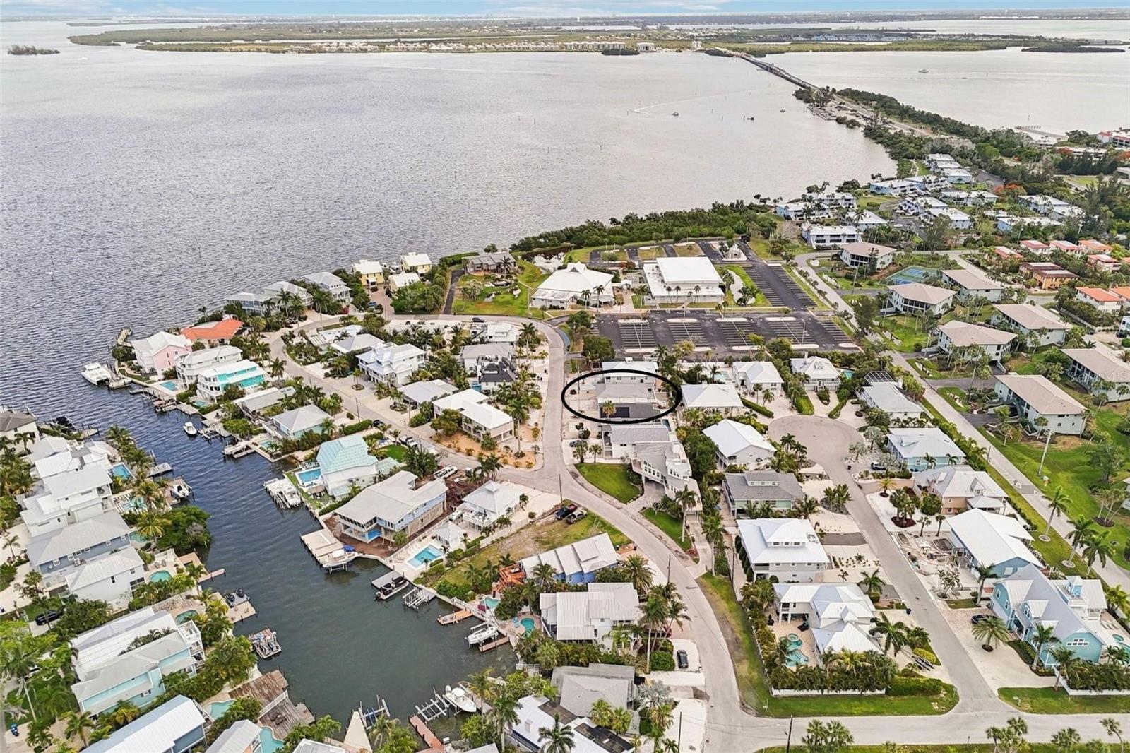 262 S HARBOR DR, HOLMES BEACH, FL, 34217