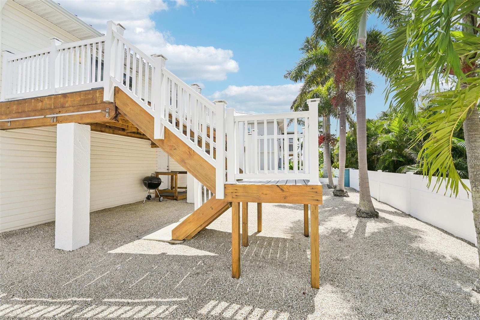 262 S HARBOR DR, HOLMES BEACH, FL, 34217
