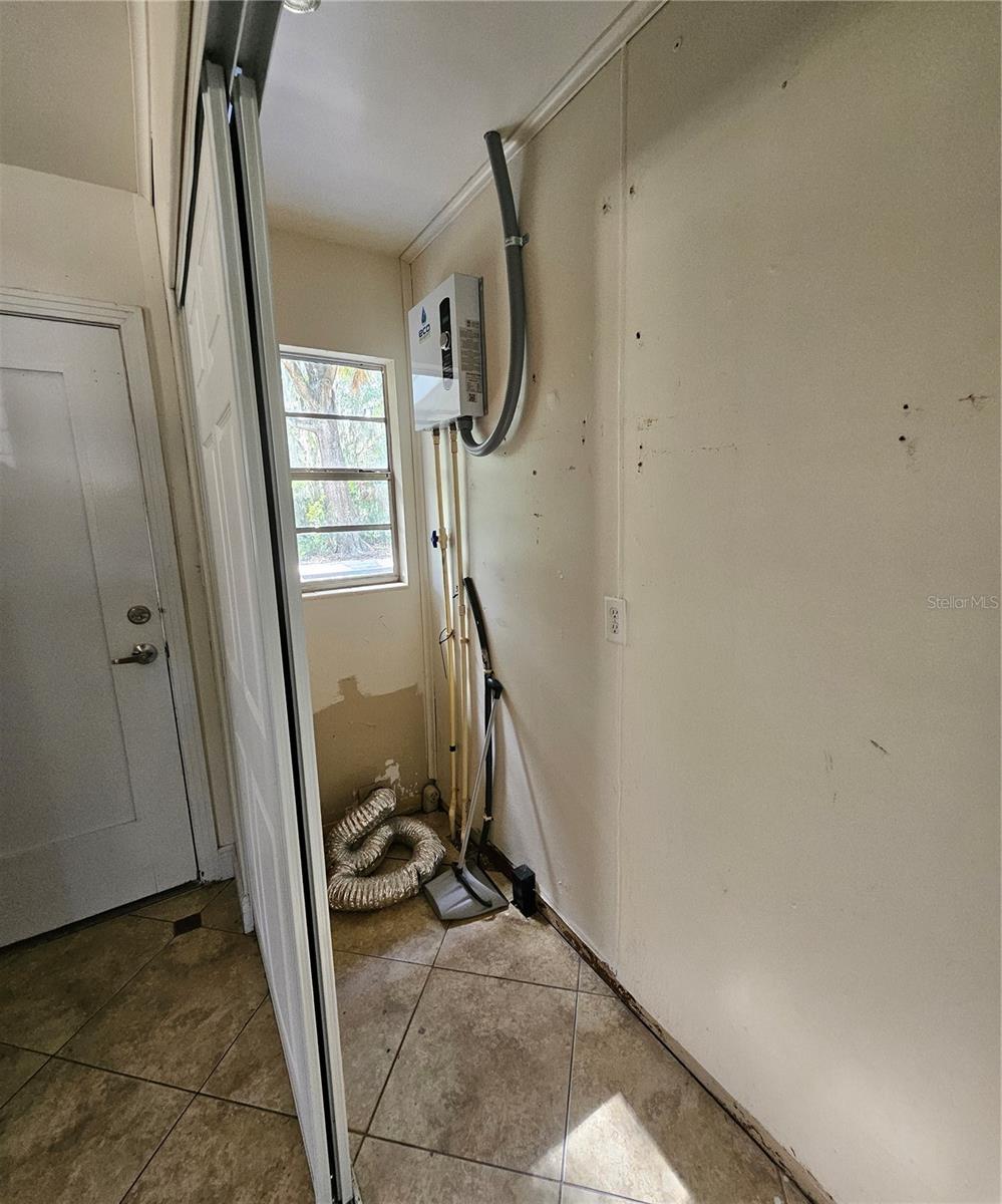 7237 HILLCREST ST, LEESBURG, FL, 34748