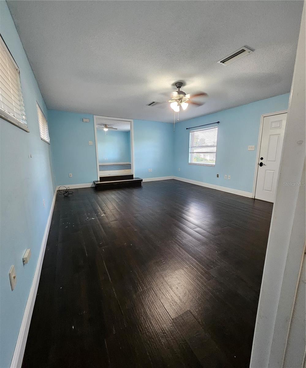 7237 HILLCREST ST, LEESBURG, FL, 34748