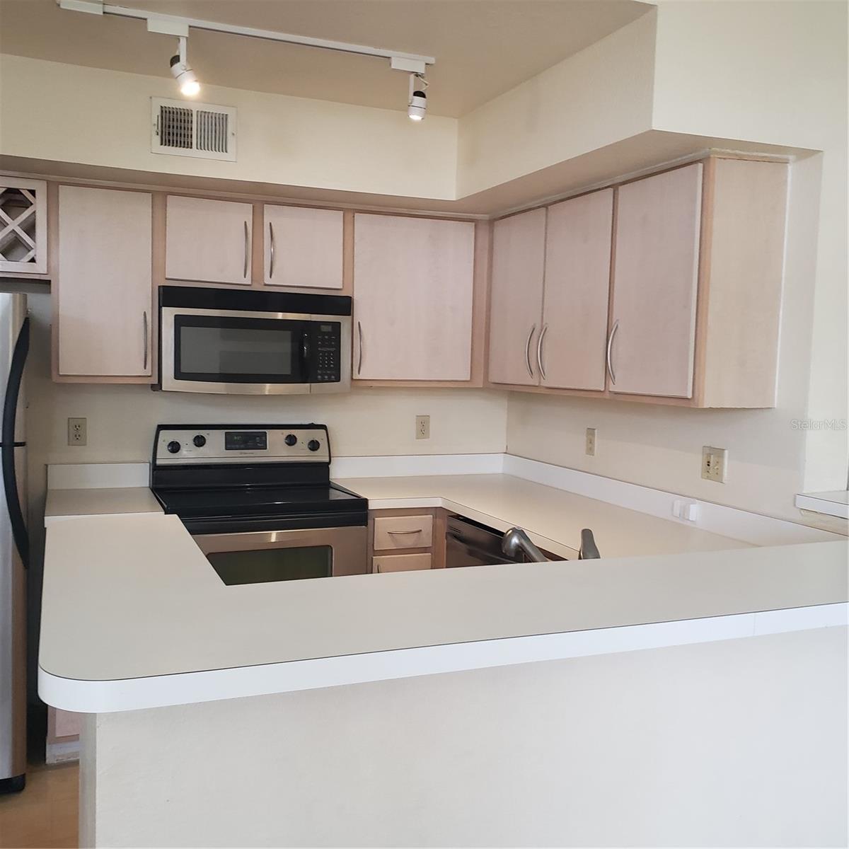 7280 WESTPOINTE BLVD #831, ORLANDO, FL, 32835