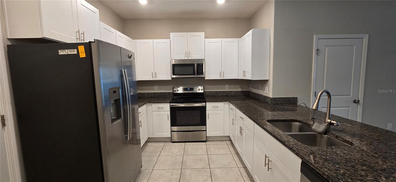 817 ROYAL EMPRESS DR, RUSKIN, FL, 33570
