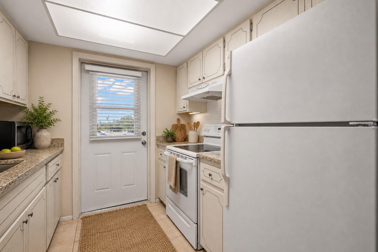1221 DREW ST #E12, CLEARWATER, FL, 33755