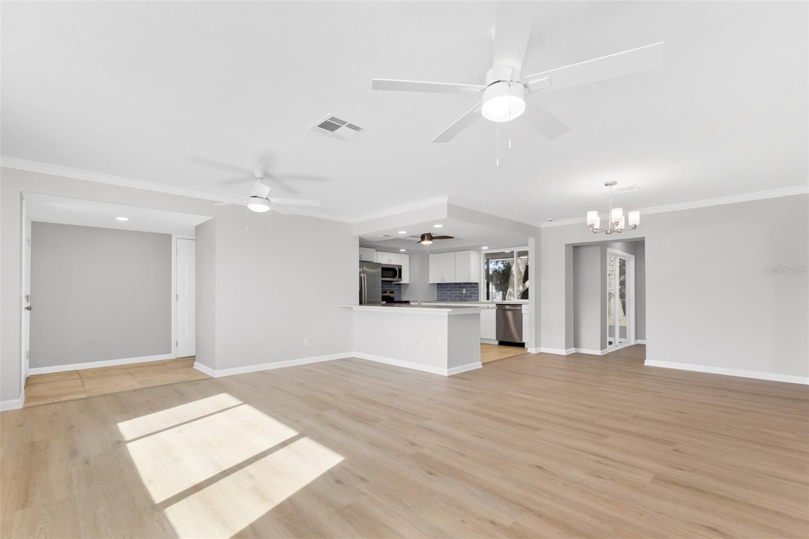 483 SUNNYSIDE DR, VENICE, FL, 34293