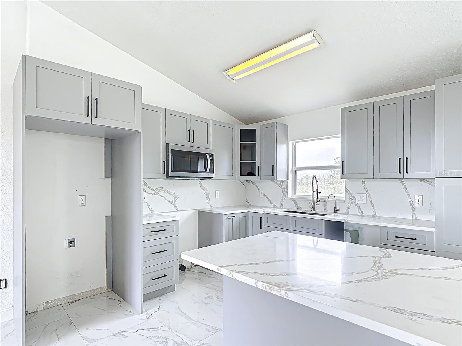 5233 LAKE LIZZIE DR, ST CLOUD, FL, 34771