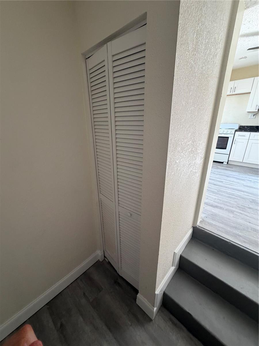 ST PETERSBURG, FL, 33701