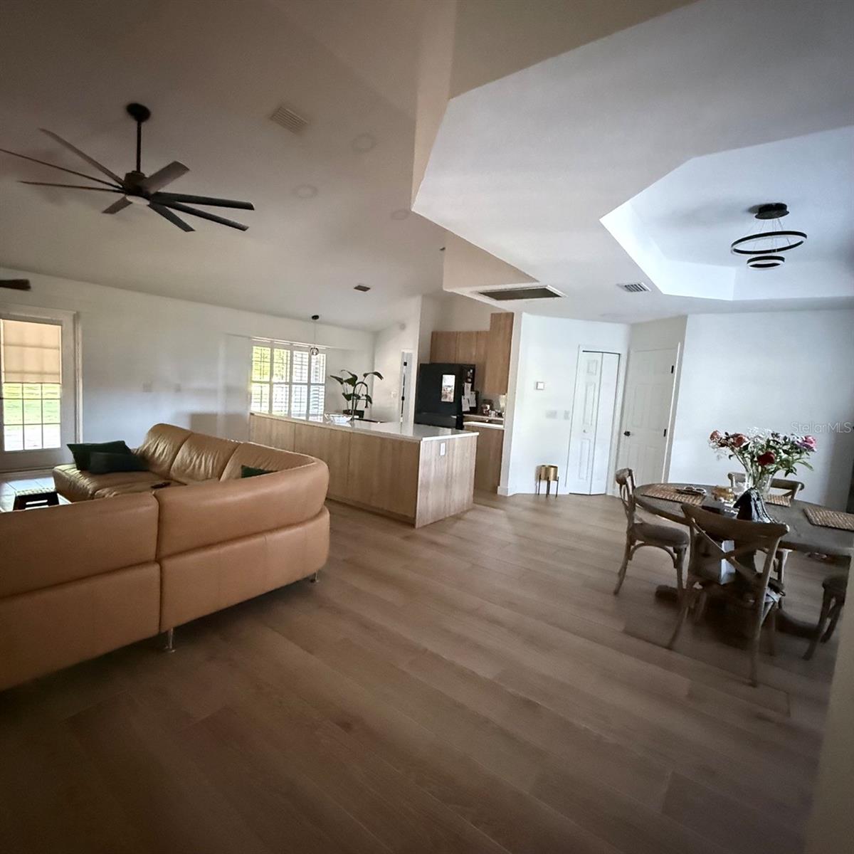 1908 W SOCRUM LOOP RD, LAKELAND, FL, 33810