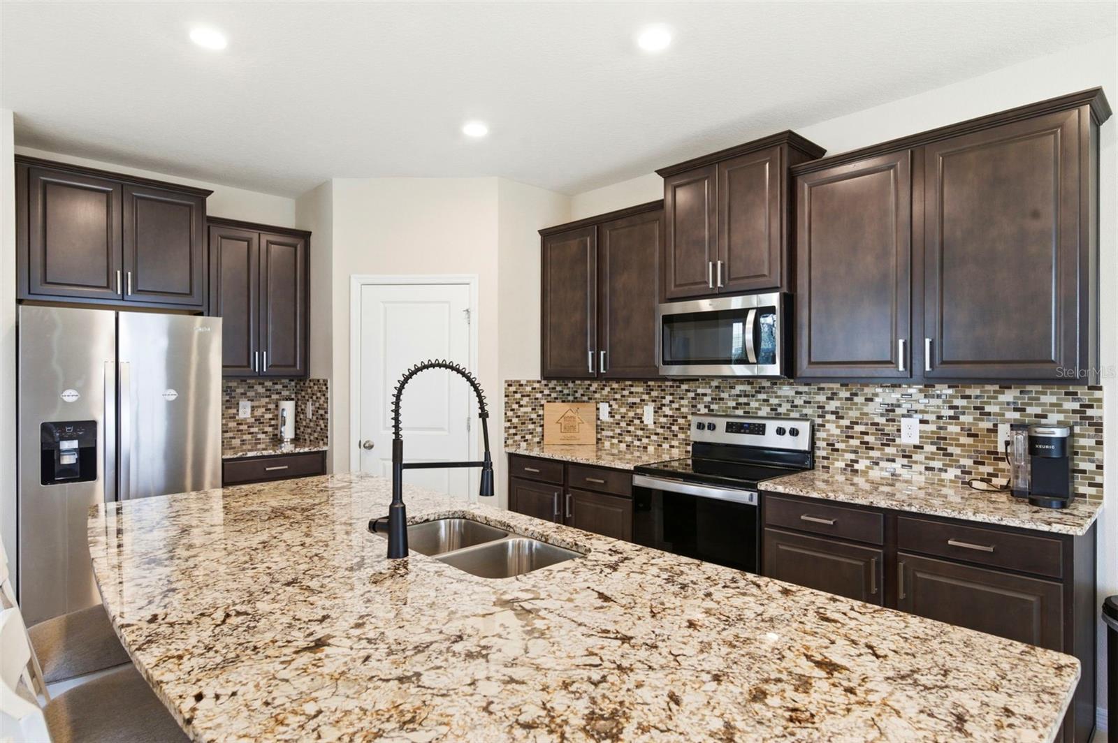 10403 LAXER CAY LOOP, SAN ANTONIO, FL, 33576