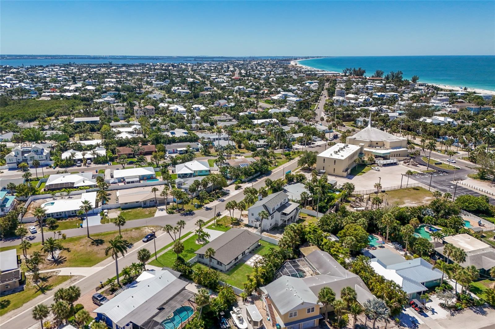 214 85TH ST, HOLMES BEACH, FL, 34217