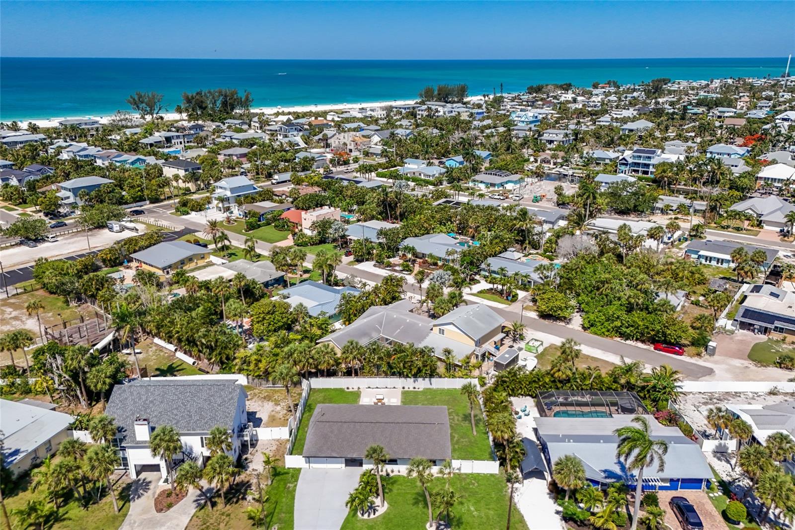 214 85TH ST, HOLMES BEACH, FL, 34217