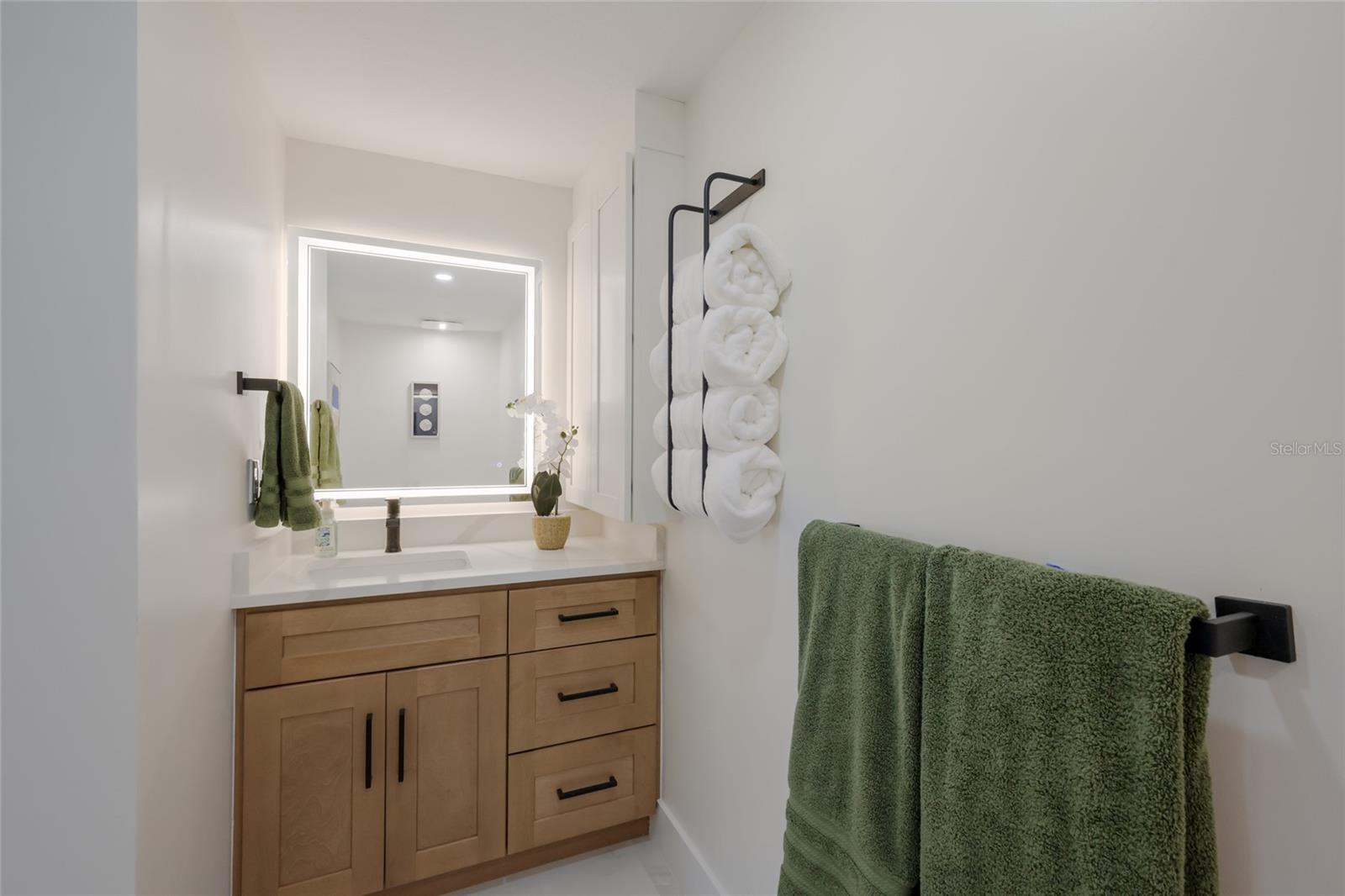 214 85TH ST, HOLMES BEACH, FL, 34217
