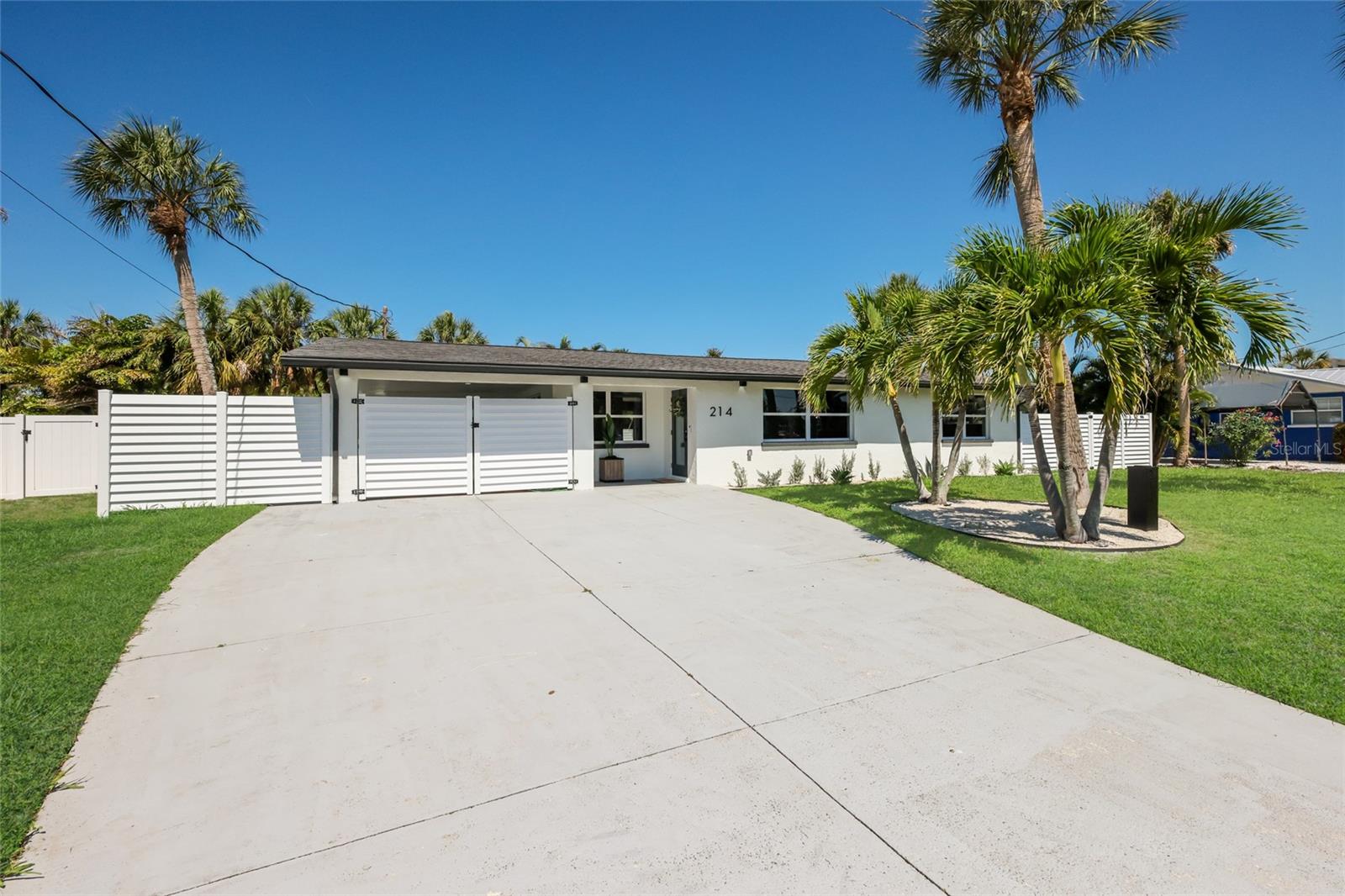 214 85TH ST, HOLMES BEACH, FL, 34217
