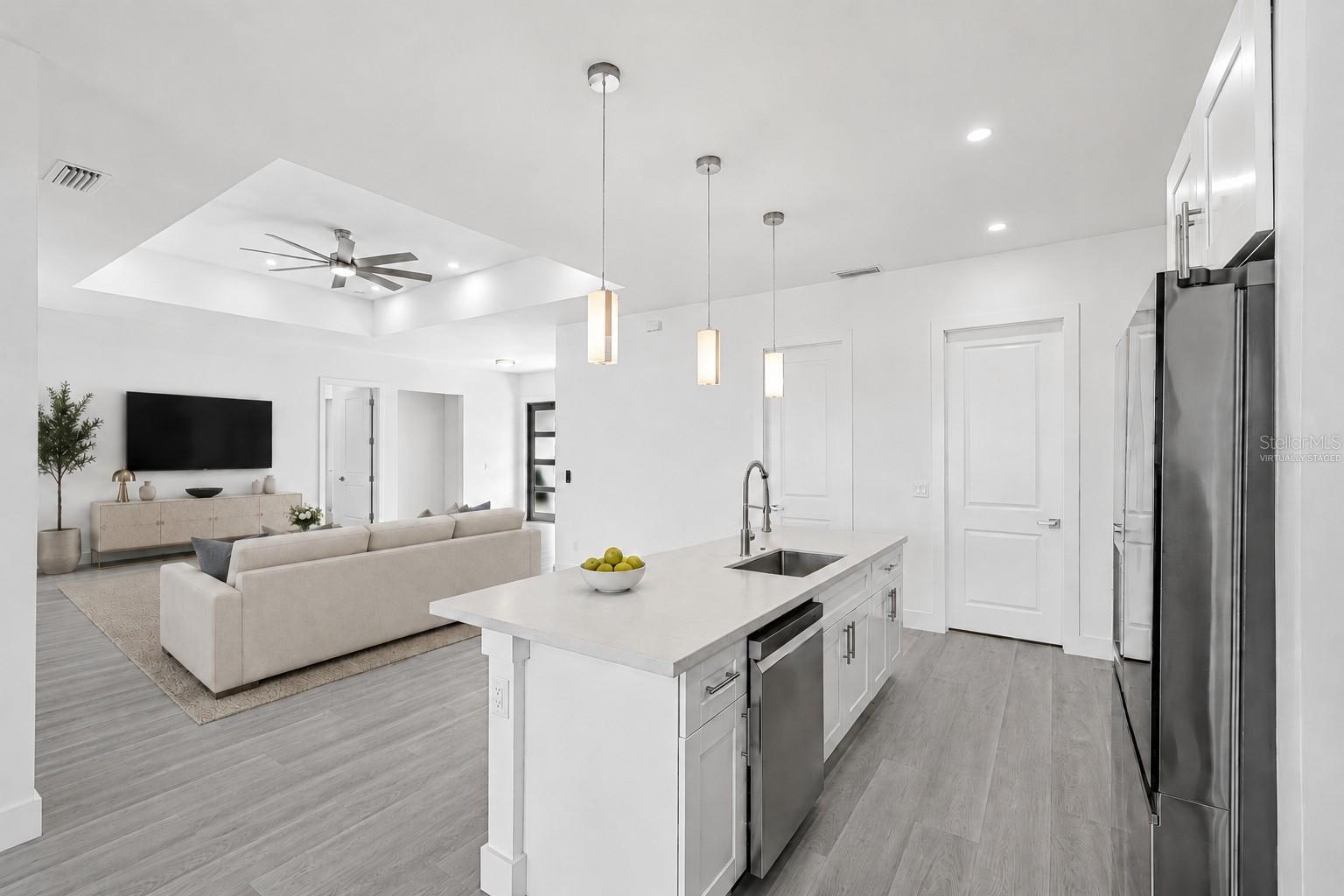 17315 CAPE HORN BLVD, PUNTA GORDA, FL, 33955