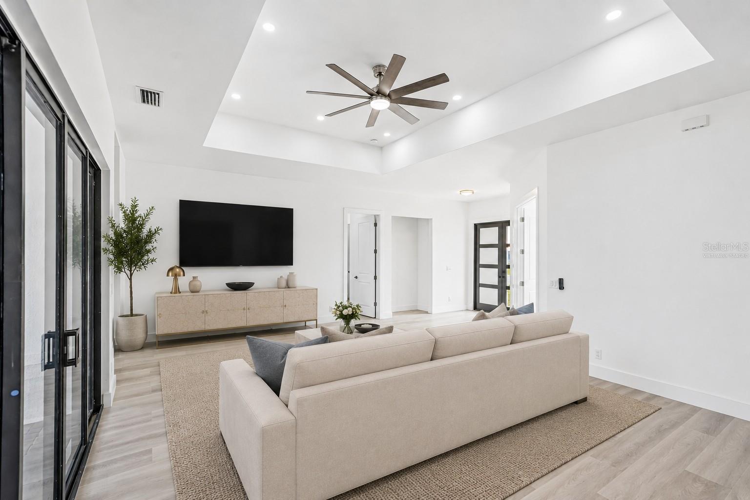17315 CAPE HORN BLVD, PUNTA GORDA, FL, 33955