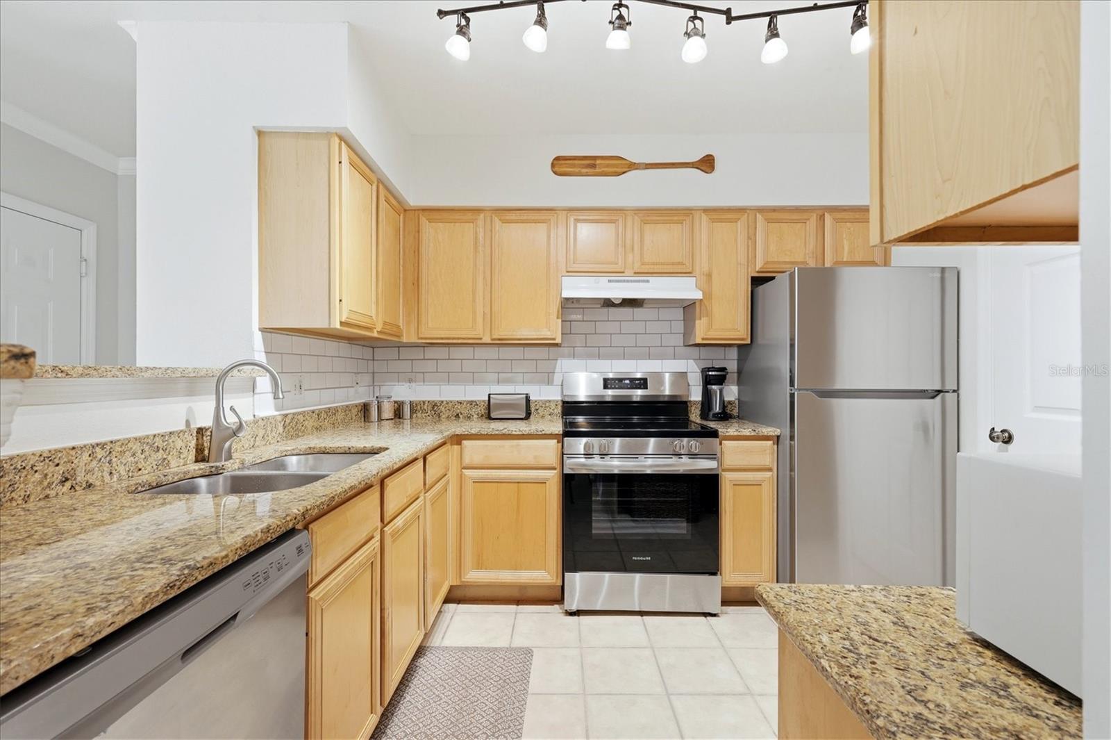 1000 VILLAGIO CIR #106, SARASOTA, FL, 34237