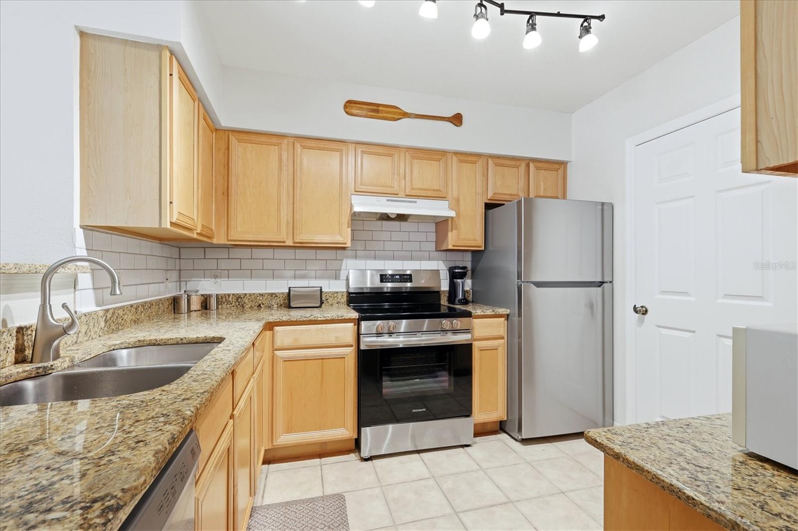 1000 VILLAGIO CIR #106, SARASOTA, FL, 34237