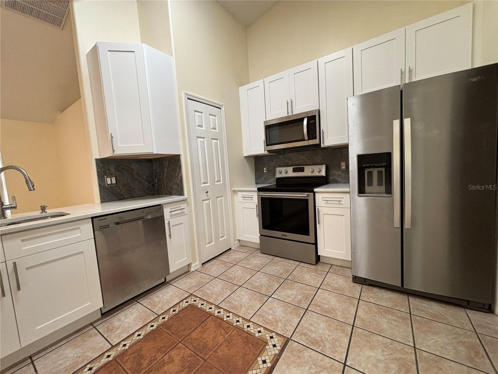 1327 BIG SKY DR, WESLEY CHAPEL, FL, 33543