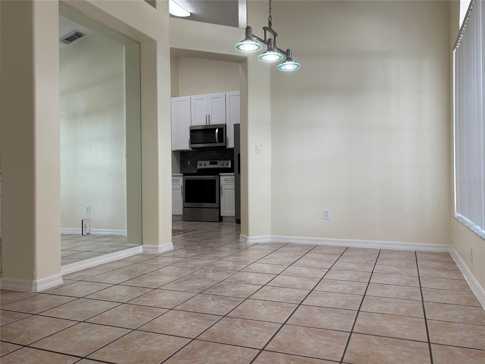 1327 BIG SKY DR, WESLEY CHAPEL, FL, 33543