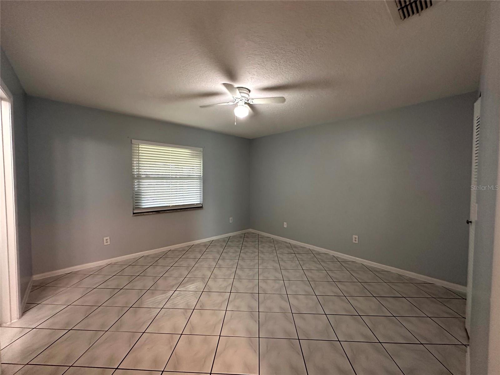 22 W COUNTRY COVE WAY, KISSIMMEE, FL, 34743