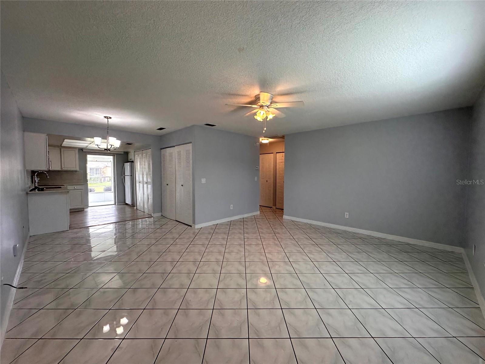 22 W COUNTRY COVE WAY, KISSIMMEE, FL, 34743