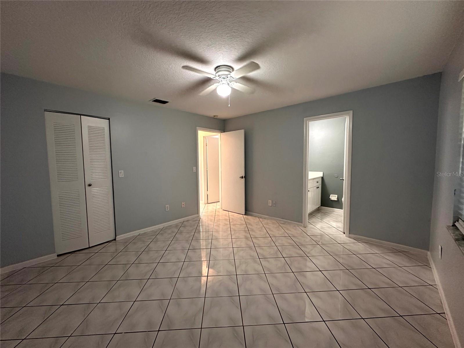 22 W COUNTRY COVE WAY, KISSIMMEE, FL, 34743