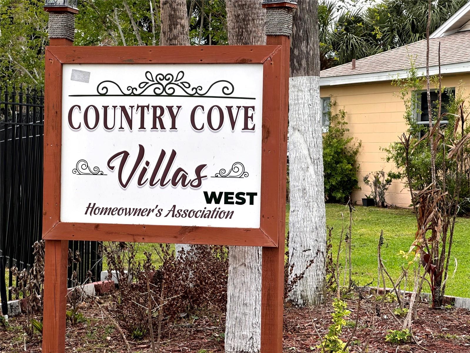 22 W COUNTRY COVE WAY, KISSIMMEE, FL, 34743